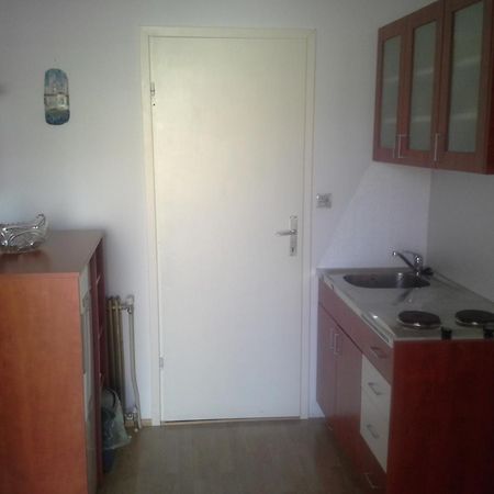 Apartments Matic Omišalj Buitenkant foto